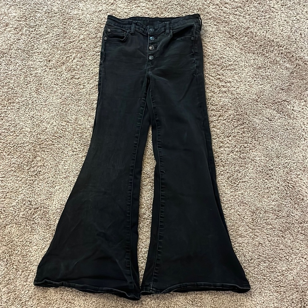 American Eagle Next Level Stretch Flair Jeans